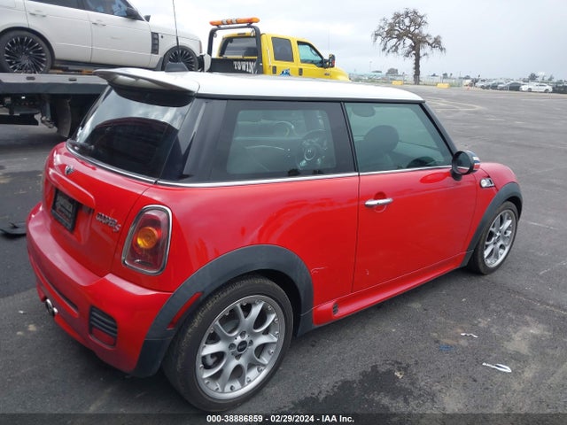 2008 MINI COOPER S WMWMF73518TV34714 Photo 3