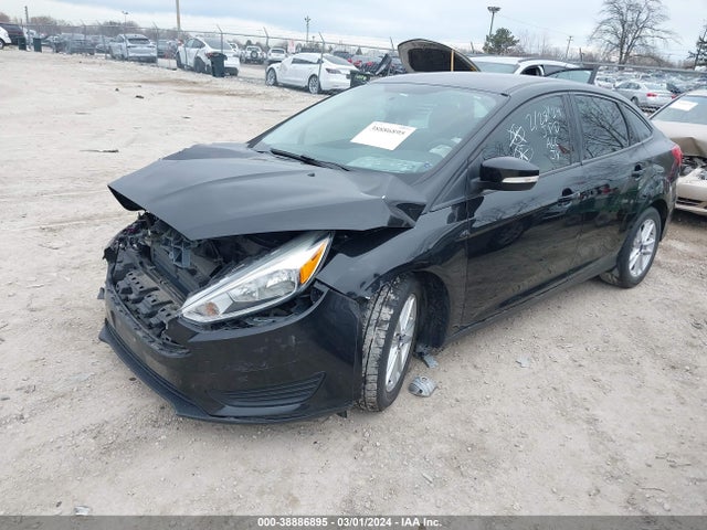 Ford FOCUS SE 2015 1FADP3F22FL247492 Image 2