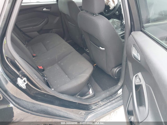 Ford FOCUS SE 2015 1FADP3F22FL247492 Image 8