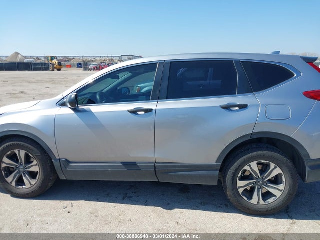 Honda CR-V LX 2018 2HKRW5H31JH420355 Image 14