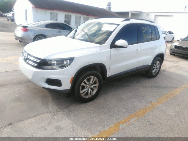 WVGAV7AX7GW599122 Volkswagen TIGUAN S