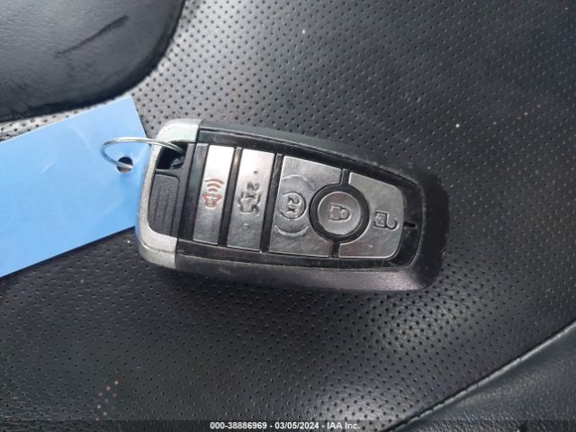 3FA6P0RUXHR322965 Ford Fusion Hybrid Titanium