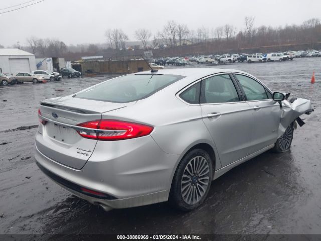 3FA6P0RUXHR322965 Ford Fusion Hybrid Titanium