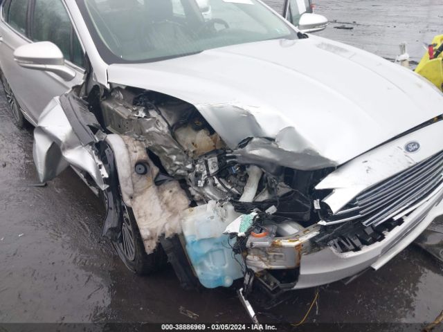 3FA6P0RUXHR322965 Ford Fusion Hybrid Titanium