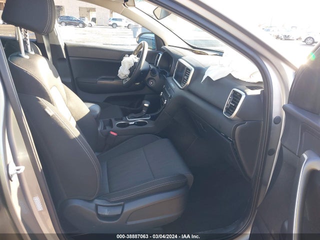 KIA Sportage Lx 2021 KNDPM3AC7M7916782 Image 5
