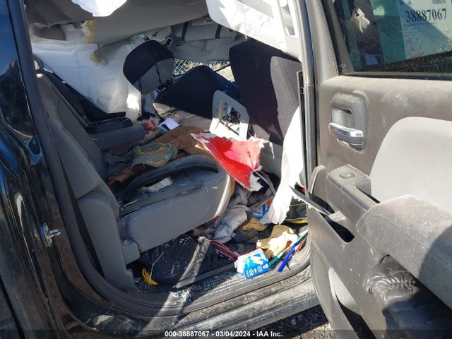 Chevrolet Silverado 1500 Custom 2018 3GCUKPEC5JG546801 Image 8