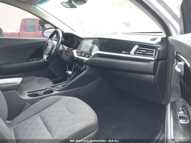 KIA Niro Lxs 2021 KNDCB3LC0M5470763 Image 5