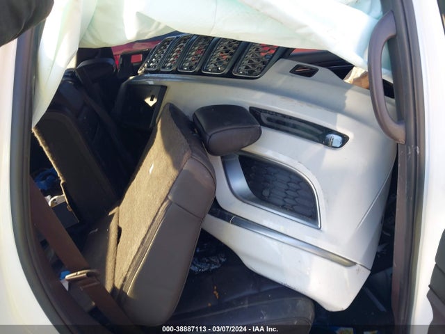 Jeep Grand Cherokee Summit 2017 1C4RJFJT0HC608837 Image 8