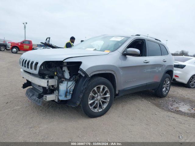 1C4PJMLBXKD319689 Jeep Cherokee Latitude Plus 4x4