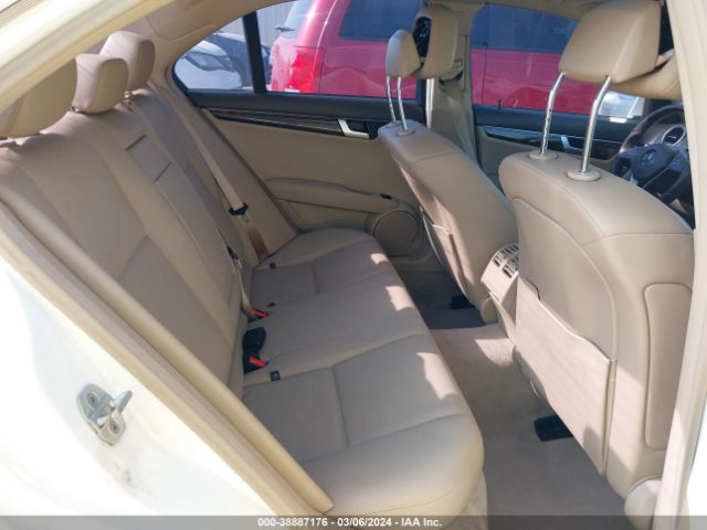 WDDGF4HB0EA968021 Mercedes-Benz C 250 Luxury/sport