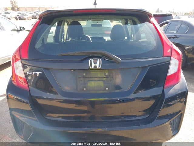 Honda FIT LX 2016 3HGGK5H54GM701039 Image 17