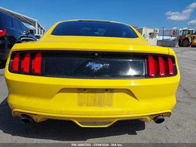 Ford Mustang Ecoboost 2015 1FA6P8TH0F5311418 Image 16