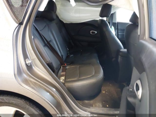 KNDJN2A26F7162121 KIA Soul