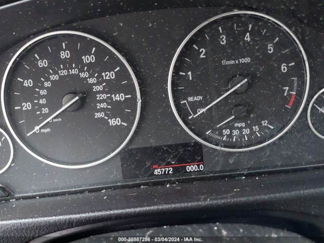 WBA8E1G53HNU13196 BMW 320i