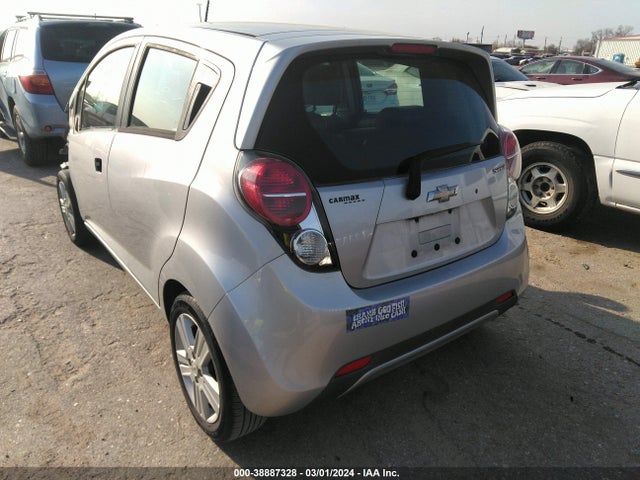 Chevrolet Spark 1lt Cvt 2015 KL8CD6S91FC731536 Image 3