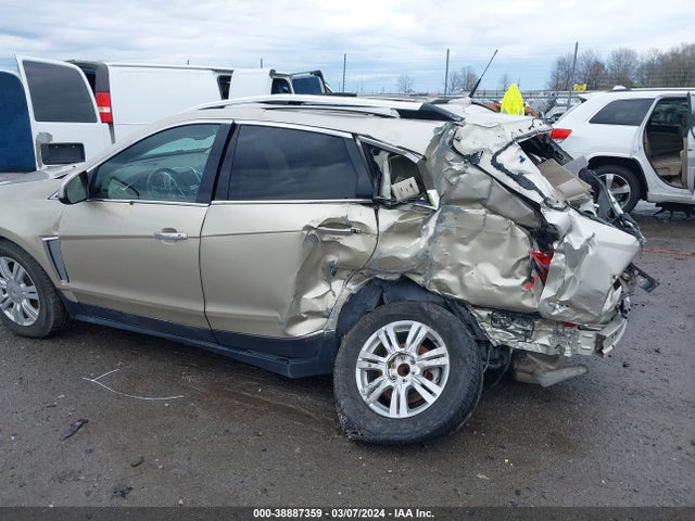 Cadillac Srx Luxury Collection 2014 3GYFNBE35ES627300 Image 14