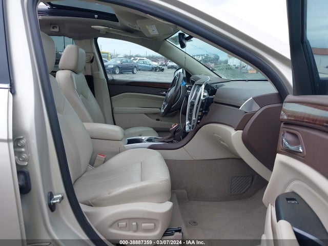 Cadillac Srx Luxury Collection 2014 3GYFNBE35ES627300 Image 5