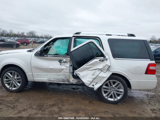 Ford Expedition Platinum 2017 1FMJU1LT3HEA80750 Image 14