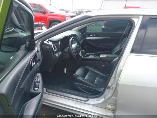 1N4AA6AP8HC450995 Nissan Maxima 3.5 Sl