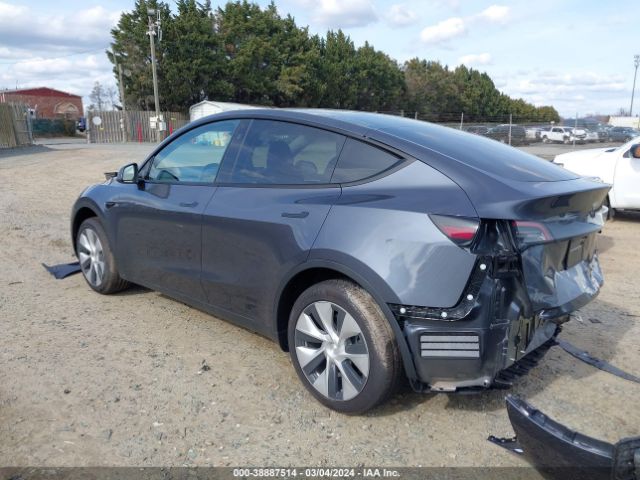 7SAYGDED4PF940348 Tesla Model Y Rwd