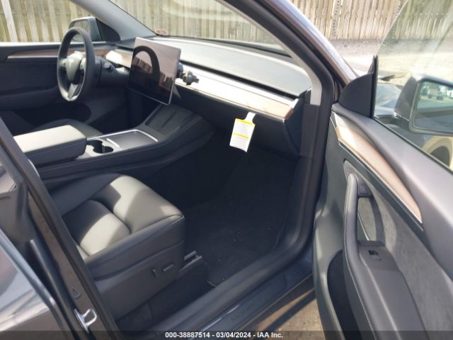 7SAYGDED4PF940348 Tesla Model Y Rwd