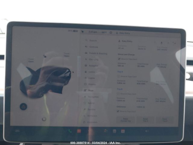 7SAYGDED4PF940348 Tesla Model Y Rwd