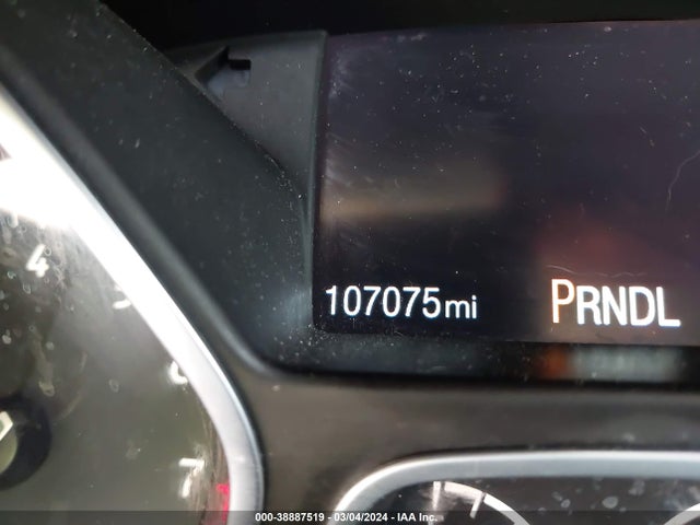 2018 FORD FOCUS SE VIN: 1FADP3K2XJL218210