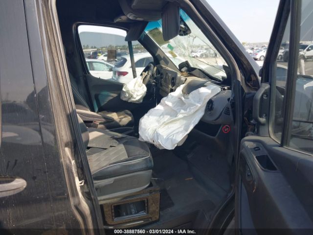 WDZPF1CD6KT002516 Mercedes-Benz Sprinter 2500 High Roof V6