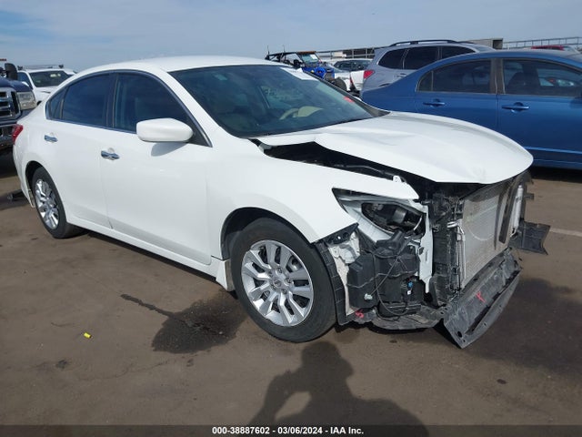 Nissan Altima 2.5 S 2016 1N4AL3AP5GN348887 main image