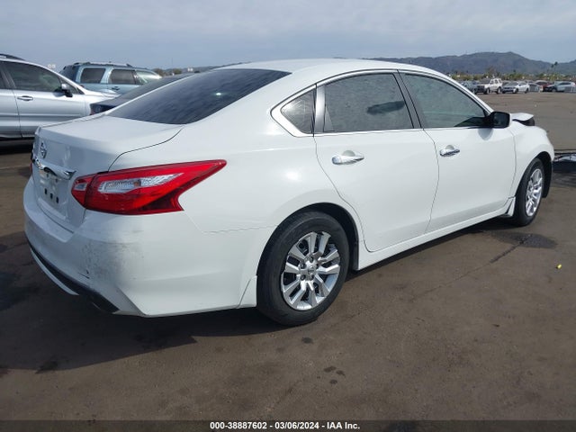 Nissan Altima 2.5 S 2016 1N4AL3AP5GN348887 Image 4