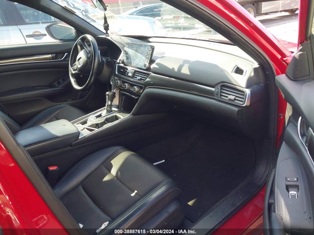 1HGCV1F33JA054573 Honda Accord Sport