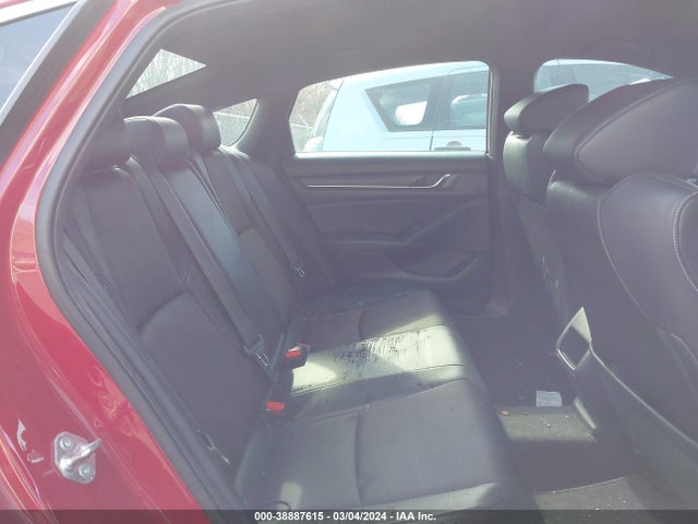 1HGCV1F33JA054573 Honda Accord Sport