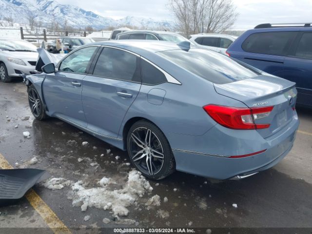 1HGCV3F92NA005709 Honda Accord Hybrid Touring