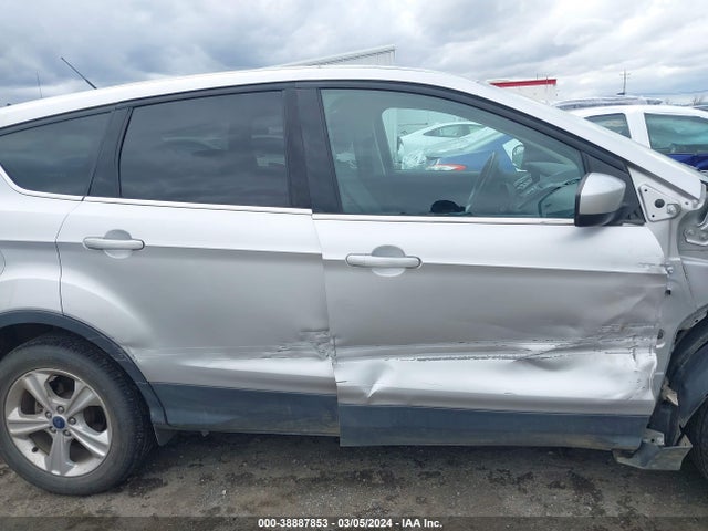 Ford ESCAPE SE 2016 1FMCU9G9XGUB08702 Image 13