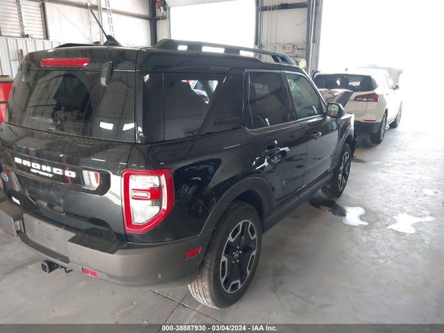 Ford Bronco Sport Outer Banks 2022 3FMCR9C68NRD88279 Image 4