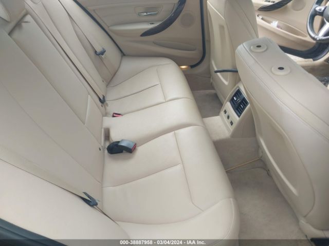 WBA8A3C57GK551515 BMW 320i Xdrive
