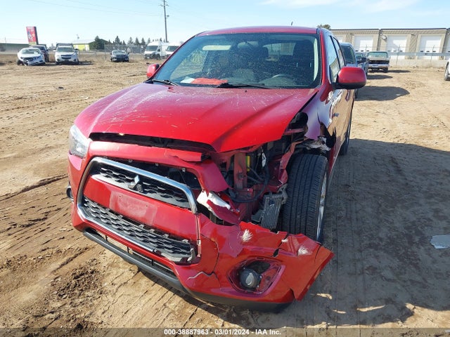 4A4AR3AU2EE010951 Mitsubishi Outlander Sport Es