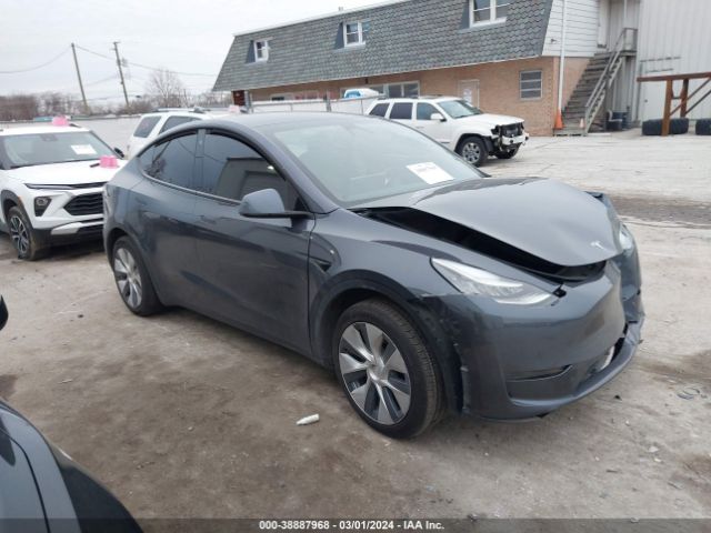 Auction sale of the 2020 Tesla Model Y Long Range Dual Motor All-wheel Drive/performance Dual Motor All-wheel Drive, vin: 5YJYGDEF1LF005605, lot number: 38887968