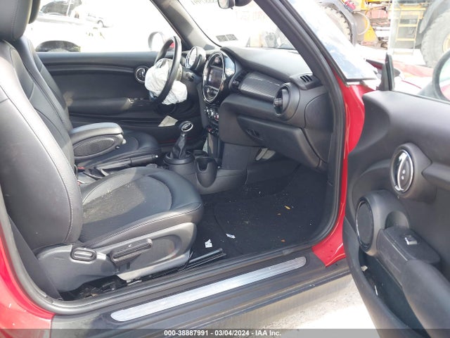 2019 MINI CONVERTIBLE WMWWG5C57K3D01859 Photo 4