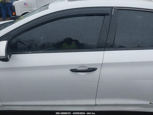 Hyundai Sonata Limited 2018 5NPE34AF3JH665499 Image 14