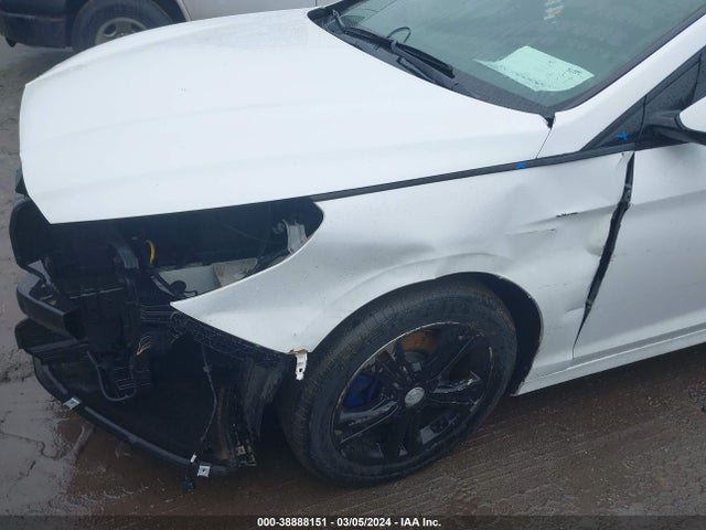 Hyundai Sonata Limited 2018 5NPE34AF3JH665499 Image 18