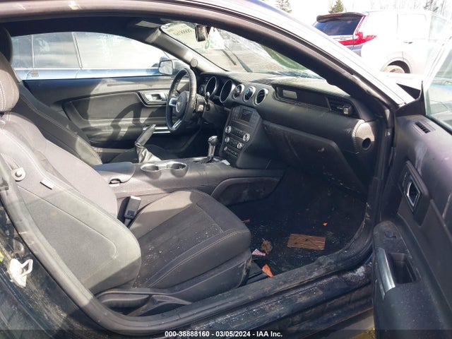 Ford Mustang Ecoboost 2019 1FA6P8TH2K5186190 Image 5