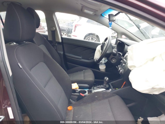 KIA FORTE LX 2017 3KPFK4A71HE098191 Image 5