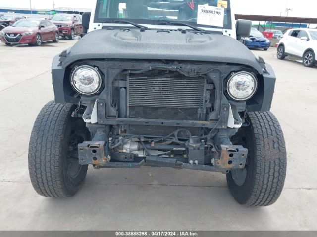 1C4BJWFGXJL883649 Jeep Wrangler Unlimited Rubicon