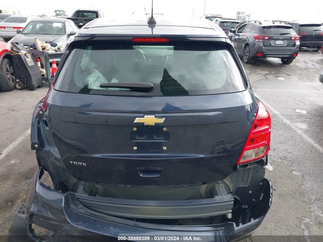 Chevrolet TRAX LS 2019 3GNCJKSB1KL236240 Image 17