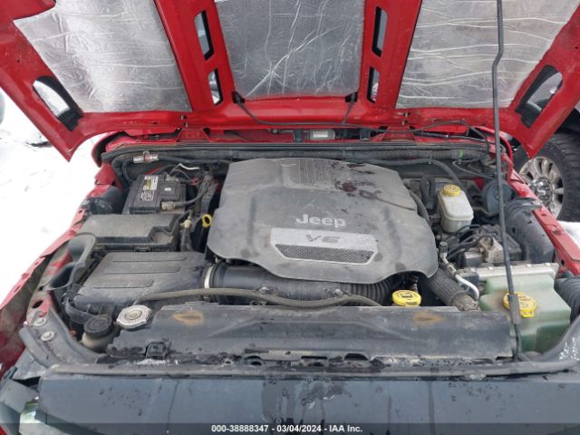 1C4BJWDG9EL102516 Jeep Wrangler Unlimited Sport