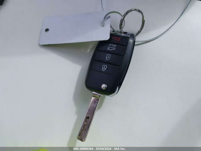 5XXGT4L37HG176573 KIA Optima Lx