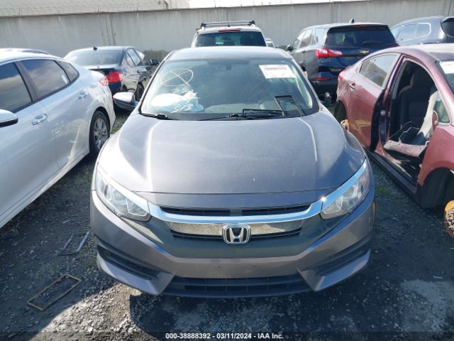 2HGFC2F57JH610704 Honda Civic Lx