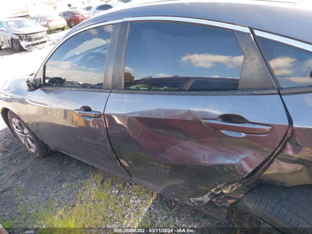 2HGFC2F57JH610704 Honda Civic Lx