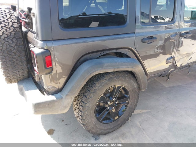 1C4HJXDG2KW635835 Jeep Wrangler Unlimited Sport Altitude 4x4